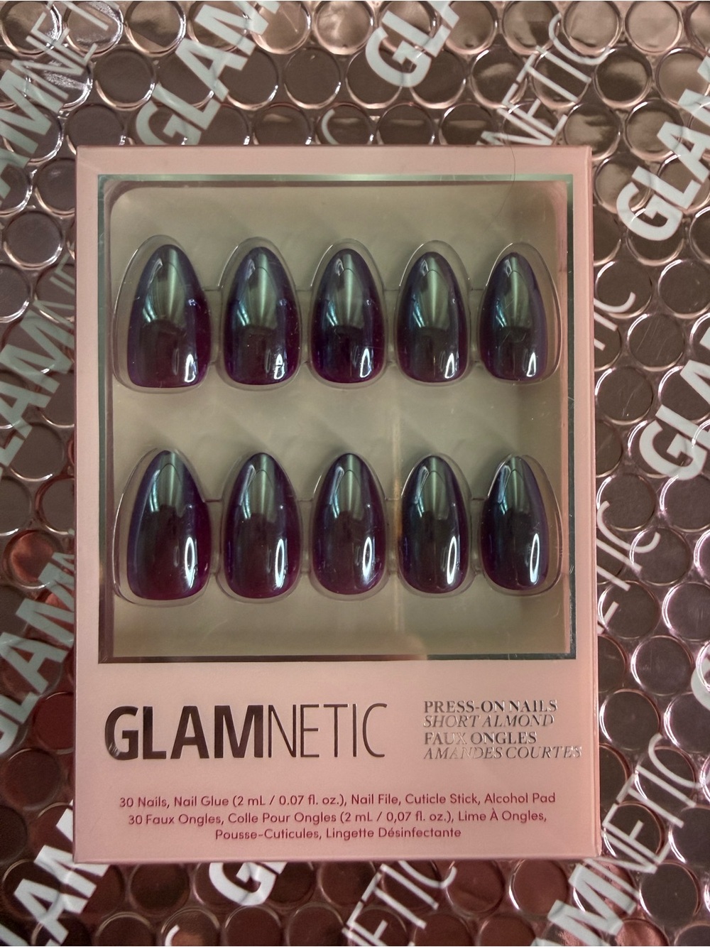 GLAMnetic Short Almond Press-On Nails in Iridescent Purple